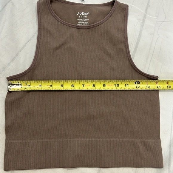NWT J.o&co Ribbed Cropped Tank Size S-M - Picture 4 of 6